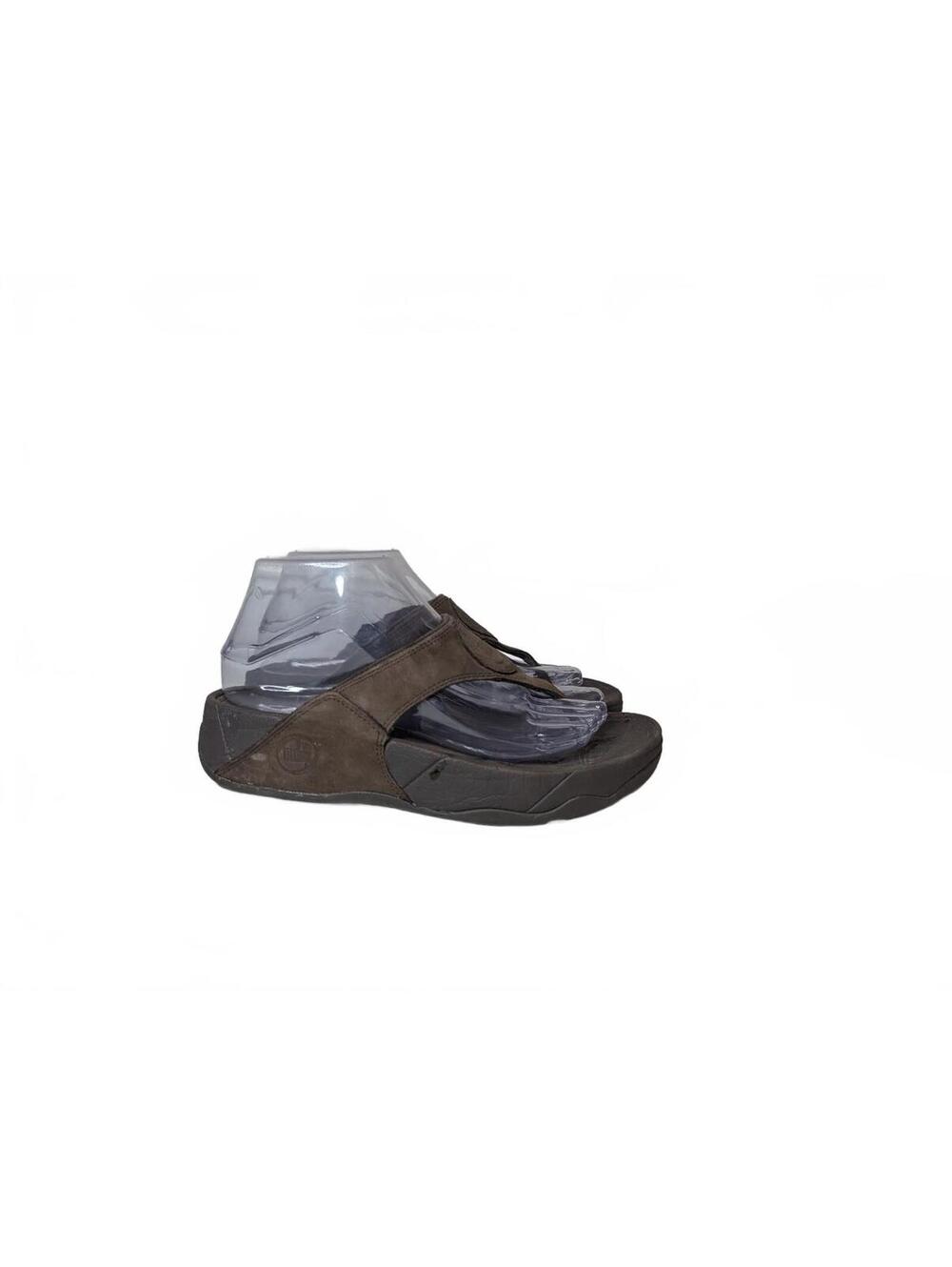FitFlop Women's Brown Leather Thong Sandals Size 7 US